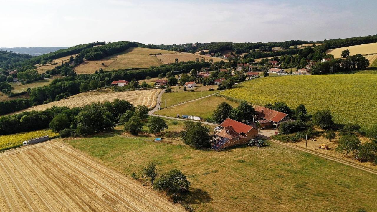 Au Dessus De Parady Gillonnay Luaran gambar